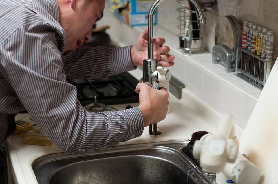 Fixing a kitchen faucet