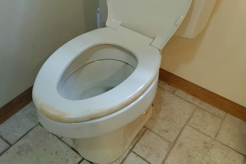 discoloration on toilet sea