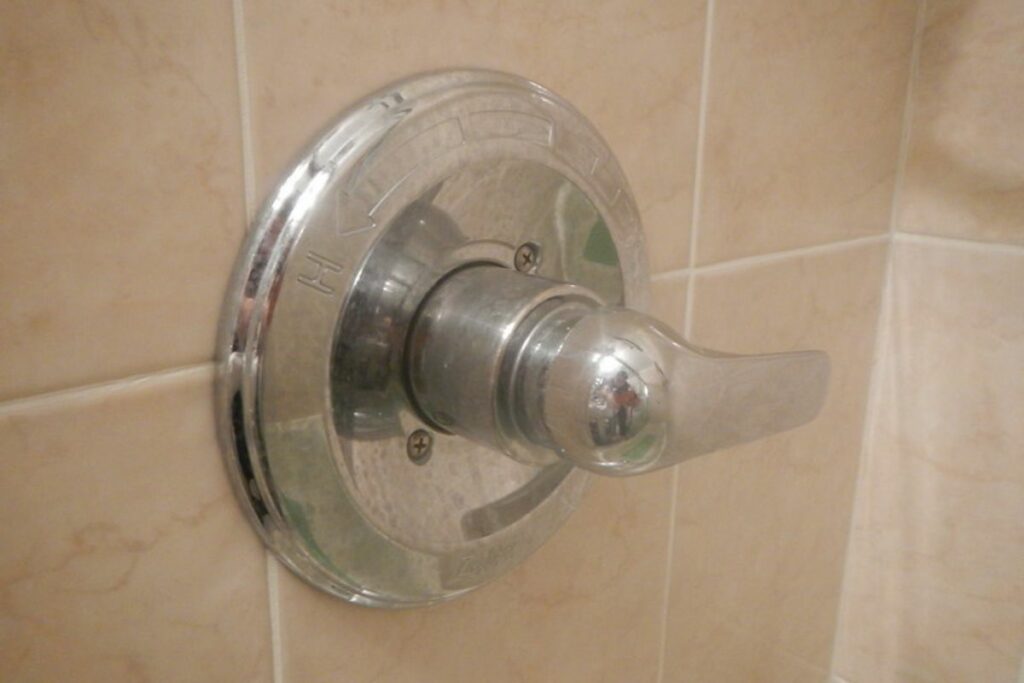 manual shower valve